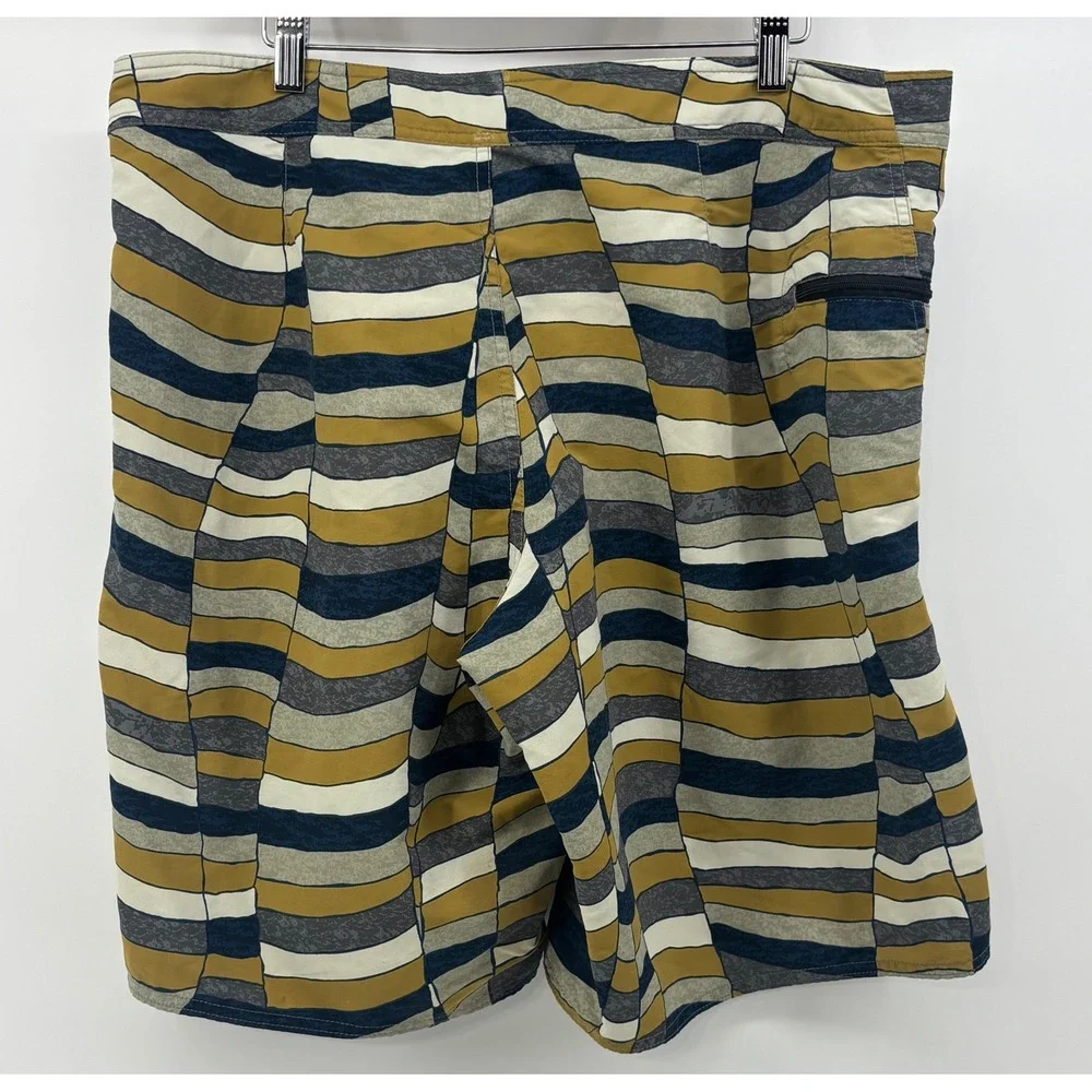 Patagonia Wavefarer Board Shorts Men's 35 Waved Striped Pattern